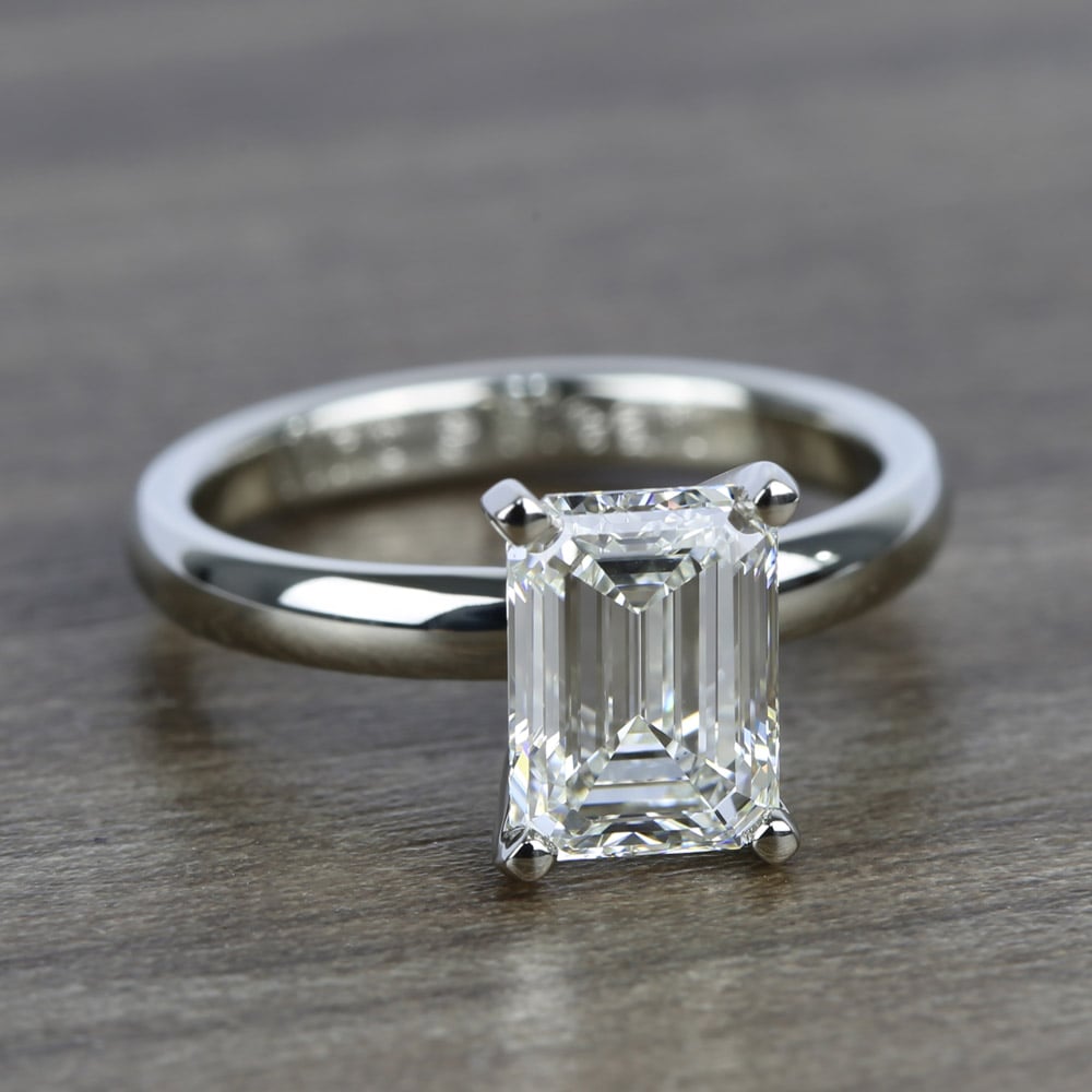 Classic Solitaire Engagement Ring in White Gold | Thumbnail 05