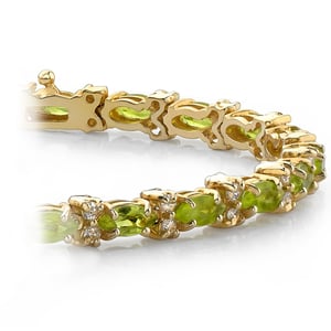 Peridot Gemstone And Diamond Bracelet In Yellow Gold
