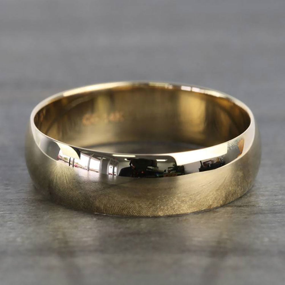 Mid-Weight Men's Wedding Ring in 14K Yellow Gold (6mm) | 03