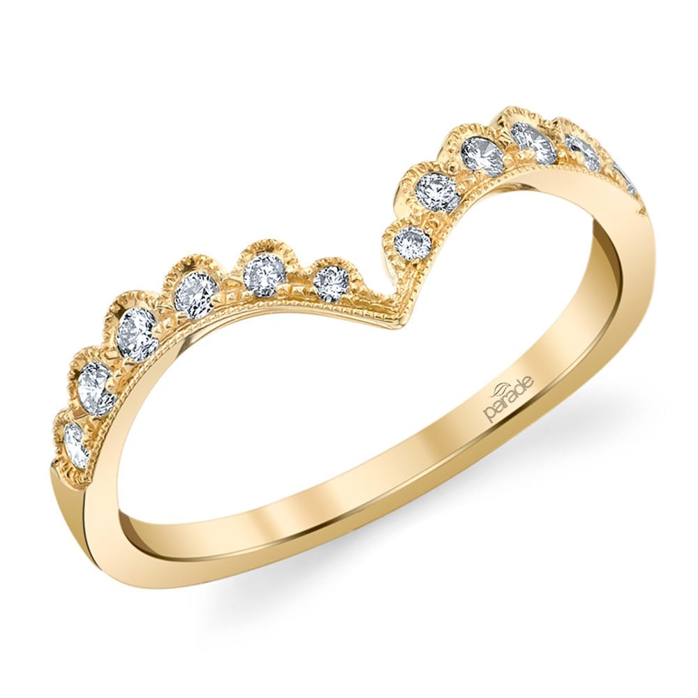 Pointed Princess Chevron Wedding Band In Yellow Gold | 01